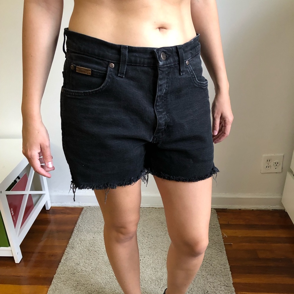 Wrangler Black Short Jeans size 33-30